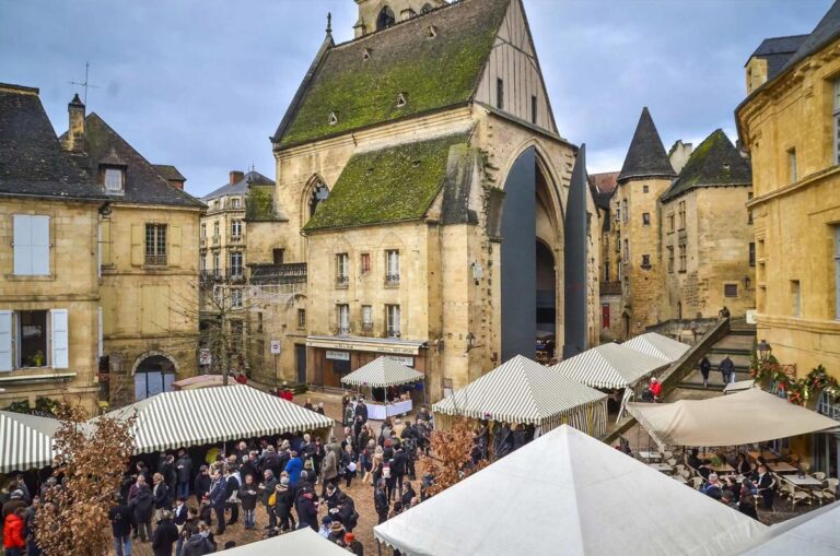 Marchés aux truffes  Dordogne Périgord Tourisme